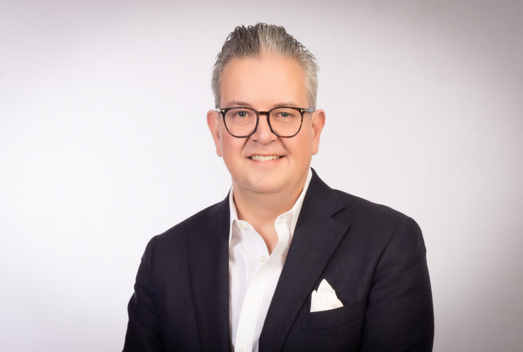 Portrait von Prof. Dr. med. Ketelsen, Radiologe und Geschäftsführer der Praxis Ihre Radiologen